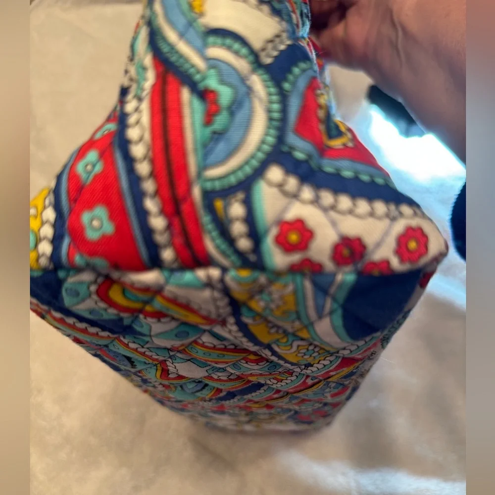 NWOT Vera Bradley $150 Retail Retired Marina Paisley Tote Laptop Bag - Picture 3 of 7